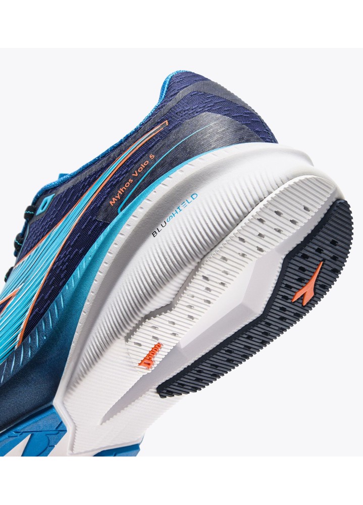 DIADORA MYTHOS BLUSHIELD VOLO 5 M