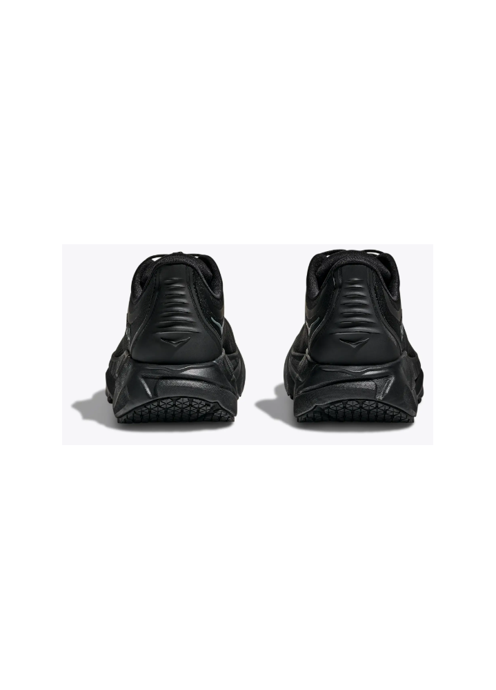HOKA ARAHI SR M