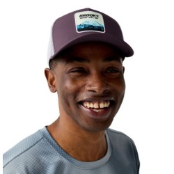 BROOKS  Surge Trucker Hat