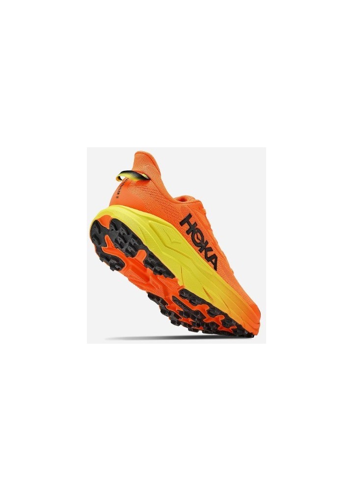HOKA CHALLENGER 8 M